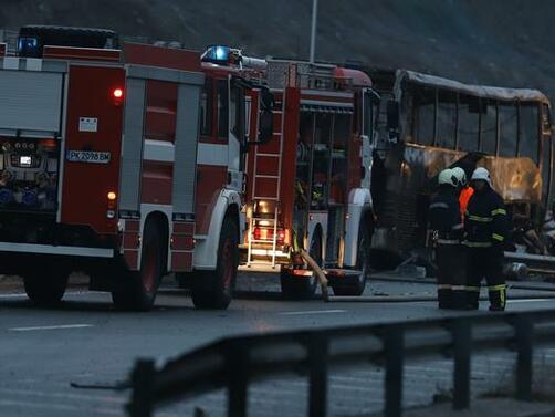 Северономакедонският автобус ковчег запалил се на АМ Струма вероятно е превозвал