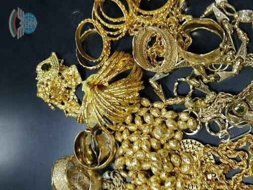 Митнически служители откриха 1 412 килограма контрабандни златни накити в кабината