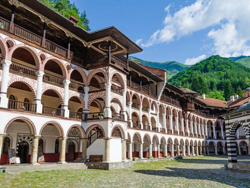 Рилският манастир е въвел режим на отоплението заради високите сметки