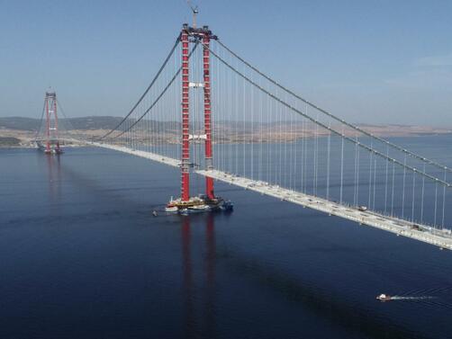 Грандиозният нов мост който ще свързва Европа и Азия над пролива