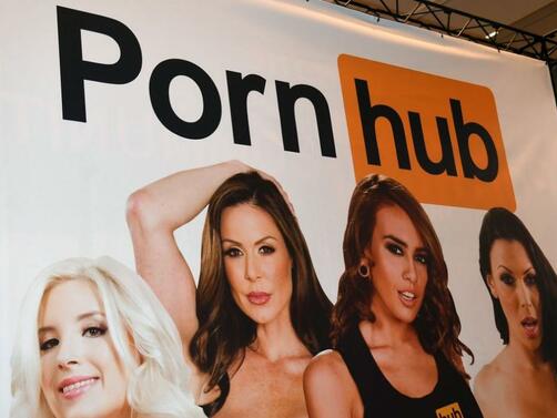 Pornhub” и четири други сайта, които предлагат сексуално съдържание, са