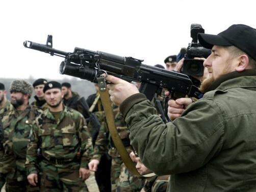 Над хиляда украински морски пехотинци се предадоха в Мариупол заяви