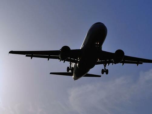 Авиопревозвачите в България заплашват държавата със съд и сезиране на Европейската комисия