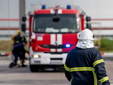  Жена загина, а деца са ранени при пожар в София
