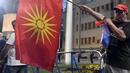 Тълпа пред посолството ни в Скопие сипе люти обиди срещу България
