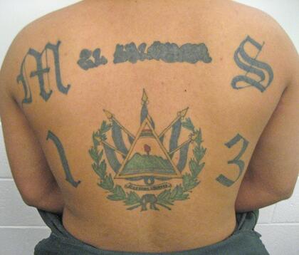 Най-култовите затворнически татуировки и тяхното тайно значение 