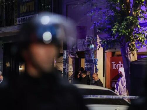 Мъж бе задържан снощи в Буенос Айрес след като насочи