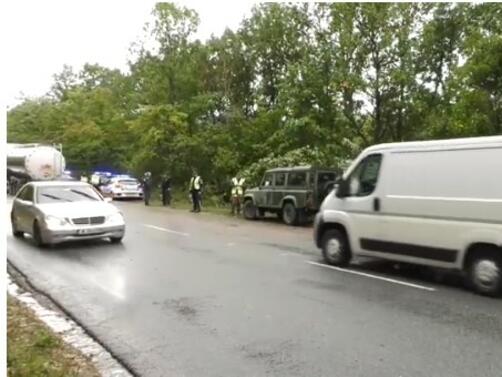 Камион на НАТО катастрофира край Монтана  Двама души са пострадали  водачът