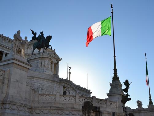 Италианският министър на външните работи Антонио Таяни днес отхвърли изявлението