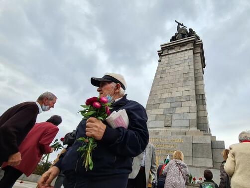 СОС реши окончателно да премахне Паметника на Съветската армия от