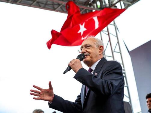 Лидерът на опозицията Кемал Кълъчдароглу изпреварва Реджеп Тайип Ердоган с