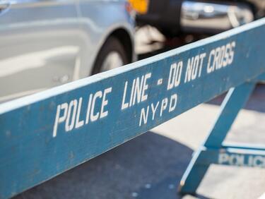 Млада жена сви с кола погрешка към частен имот в щата Ню Йорк - получи фатален куршум