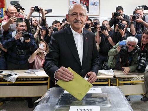 В съседна Турция се очертава втори тур на президентските избори