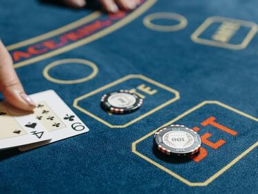 Как да контролирате игрите си в онлайн казината - отговорно хазартно поведение