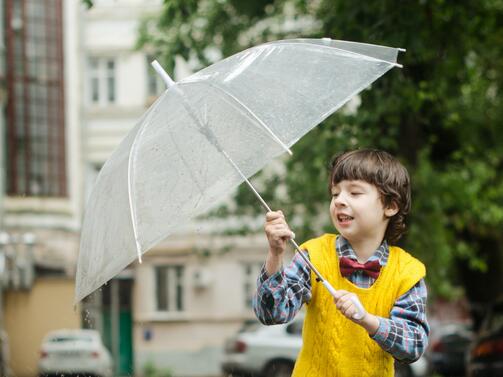 В събота валежите ще продължат съобщиха от Националния институт по метеорология