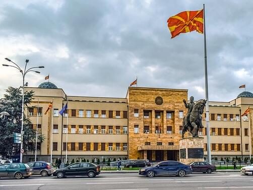 Очаква се днес правителството в Скопие да разгледа предложенията за