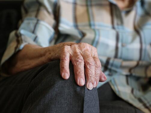 Пациенти с Паркинсон предимно пенсионери са принудени да заплащат по