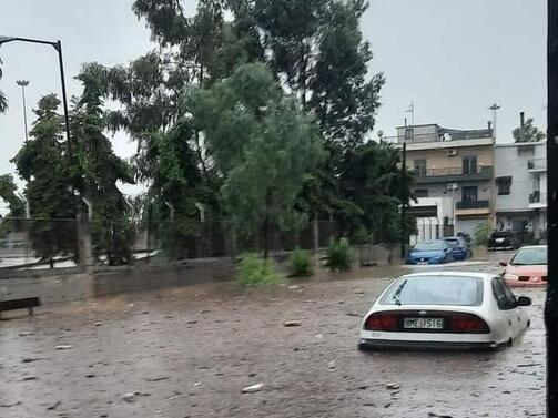 Тежка ситуация причиниха наводненията в района на Магнисия, в гръцката