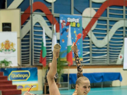Националката по художествена гимнастика Лъчезара Пекова прекратява спортната си кариера.