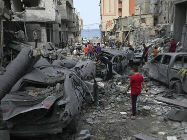 Париж иска Израел да преустанови атаките в ивицата Газа