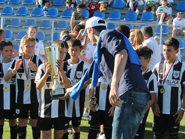 Димитър Бербатов награди победителите в детски футболен турнир