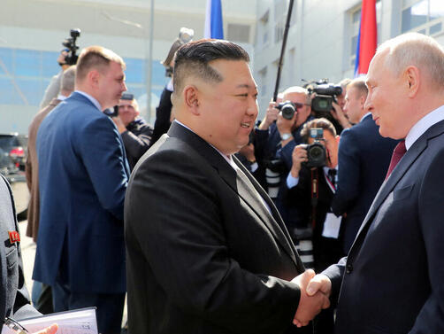Севернокорейският лидер Ким Чен ун е получил от руския президент Владимир