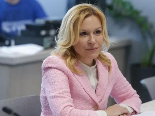 На 23 април Габриела Наплатанова застана начело на Съвета за
