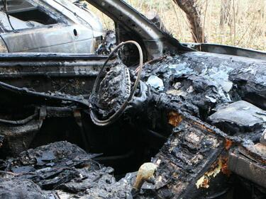 Пожар в индустриалната зона във Враца – скъпи возила станаха на пепел