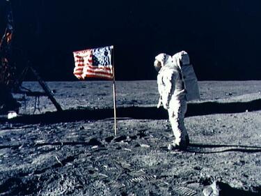 Американците никога не са били на Луната