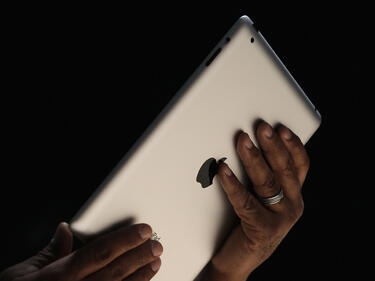 Apple пусна новия iPad 2 