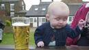 Смайващи снимки на пияни бебета