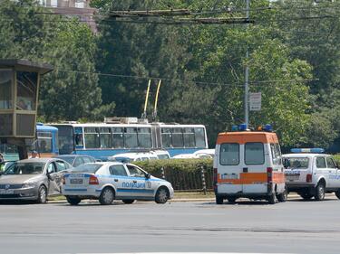 Жена е с опасност за живота след тежка катастрофа в Павликени