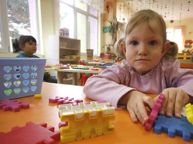 Строят детска градина в русенско село с пари от Световната банка