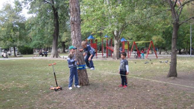 Как да освободим съзнанието си чрез Slacklining