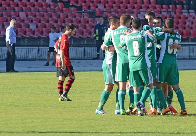 Лудогорец се разправи с Локо (Сф), Берое с шокираща загуба