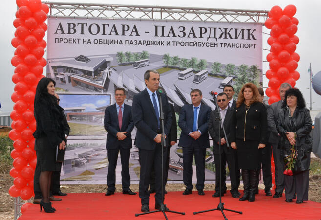 Пламен Орешарски: Местната власт ще е акцент в бюджет 2014