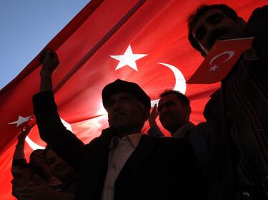 Турция отбелязва националния си празник с Мармарай