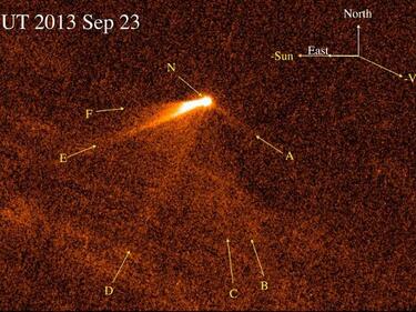"Хъбъл" видя астероид с 6 опашки