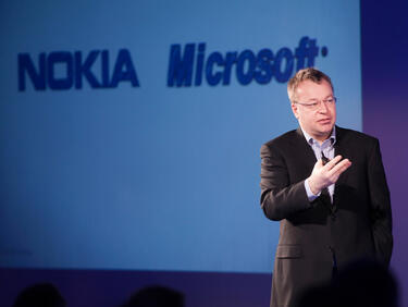 Nokia oбещава телефони с Windows Mobile 7 през 2012 г.