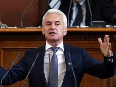 ВЕИ таксата е причината да искат оставката на Сидеров