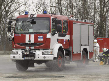 Локализираха пожара в местността „Танчовица”