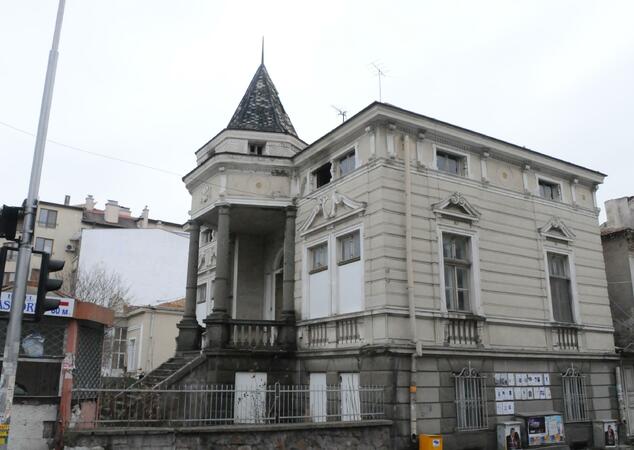 Клошар изгоря в Бургас