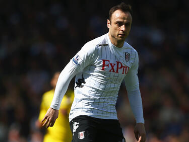 Венгер сам се пита и си отговаря иска ли Бербатов