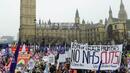 Над 100 000 протестиращи блокираха Лондон