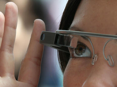 Google подготвя цяла колекция с очила Google Glass