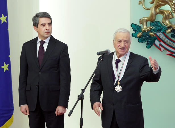 Президентът Росен Плевнелиев и легендата Иван Абаджиев
