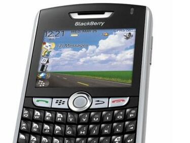 Индия даде още три месеца на RIM за кодовете на BlackBerry