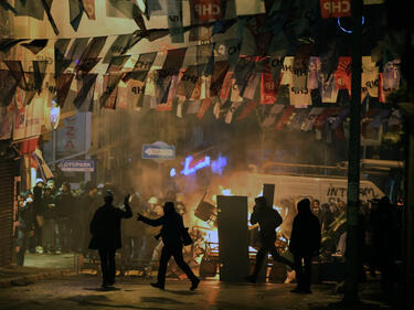 Истанбул отново е забулен в напрежение