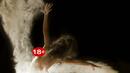 Снимки: Танцуващи голи тела сред прах и красота (18+) 