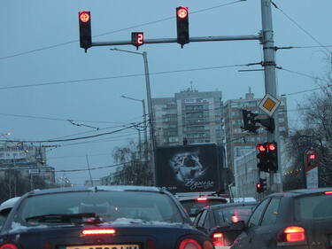 Погнаха разголените реклами в Бургас